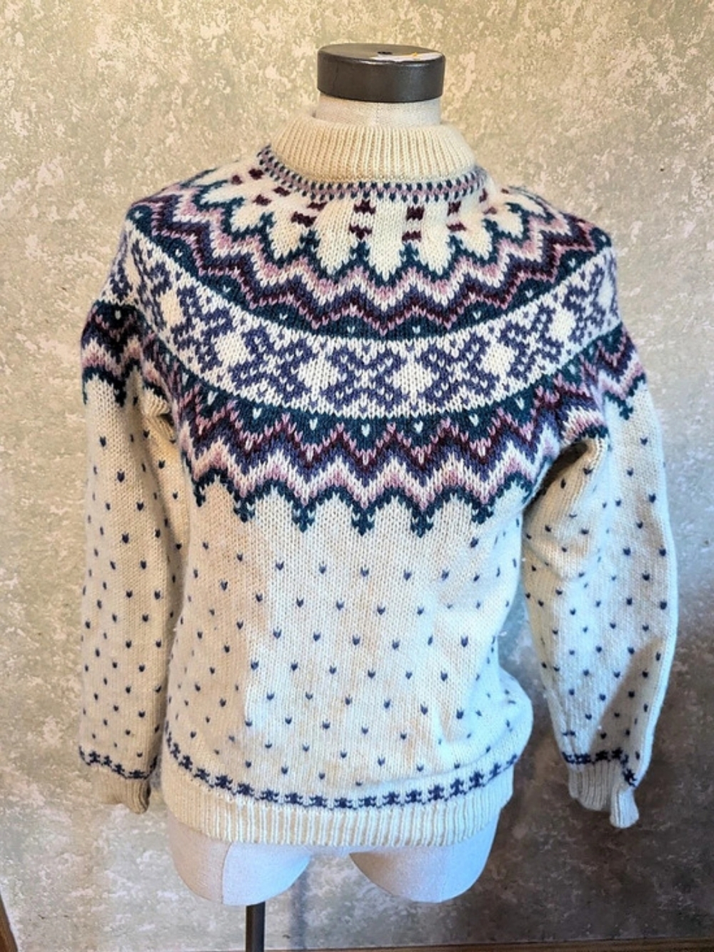 Eastern Mountain Sports Fair Isle Wool Sweater Size Medium